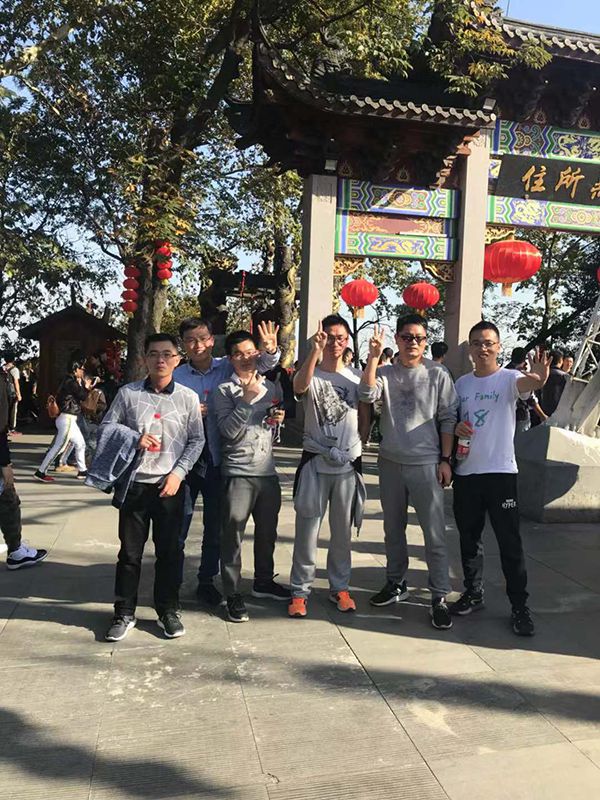 男子組比賽前六名.jpg 男子組比賽前六名.jpg